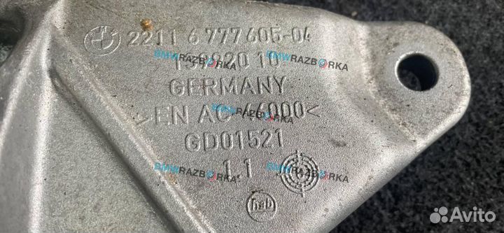 Кронштейн двигателя левый BMW 5 F07/F10/F11 2010