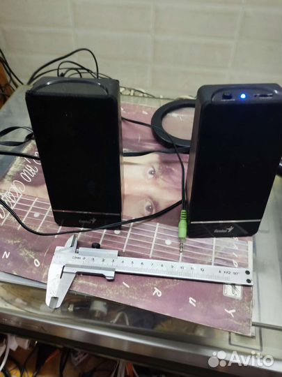 Компьютерные колонки genius