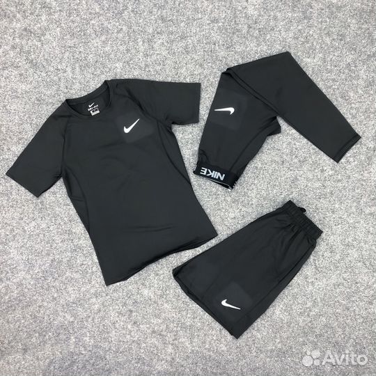 Рашгард мужской Nike