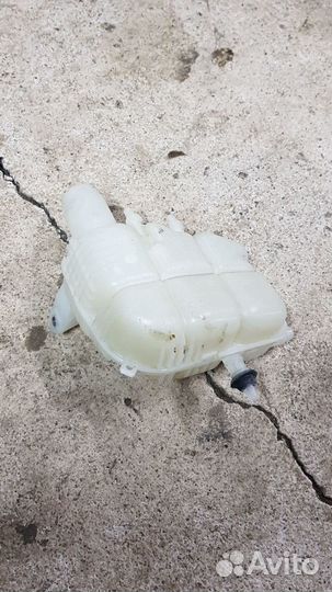 Бачок расширительный BMW X1 F48 2017 8687503