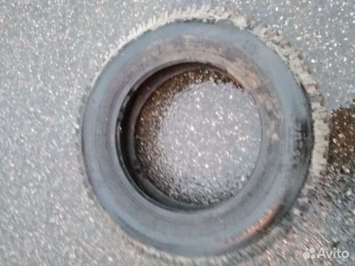 1Покрышка на 13,на классику