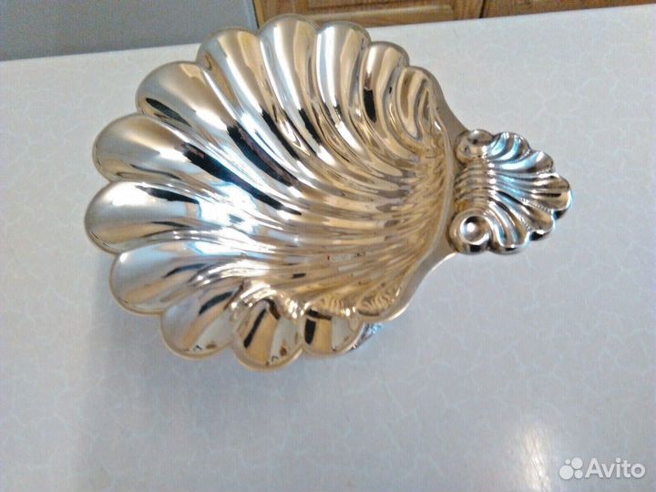 Винтажное Сервировочное Блюдо на подставке