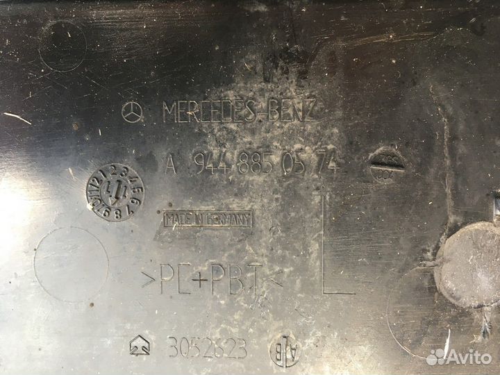 Накладка бампера Mercedes-Benz Axor