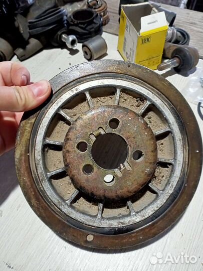 Шкив коленвала audi 80 В4
