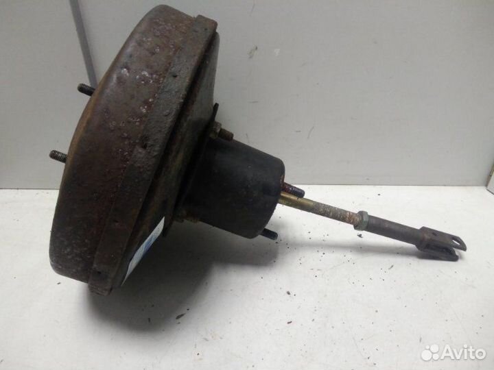 Усилитель тормозов вакуумный Audi 80/90 B4