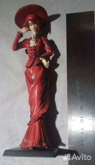 Фигурка Мадам Рэд