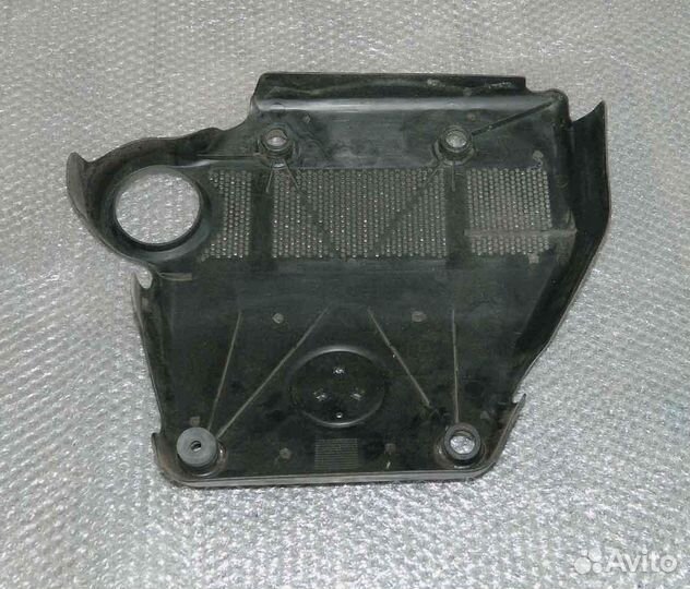 Крышка двигателя декоративная VW Golf 4 1.6