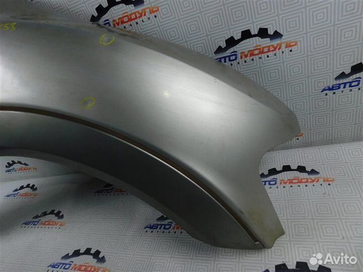 Б/У Крыло переднее правое Mitsubishi Pajero