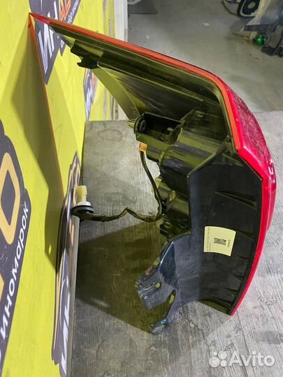 Задний левый фонарь Suzuki grand vitara