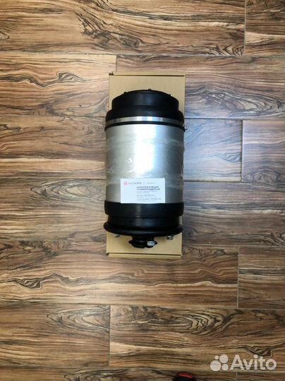 Пневмоподушка LR D3 задняя RKB500010