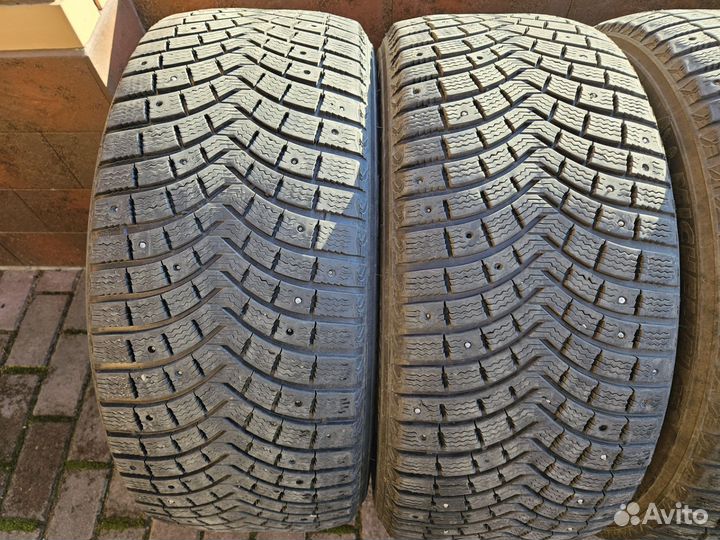 Michelin Latitude X-Ice XI2 275/45 R21 110T