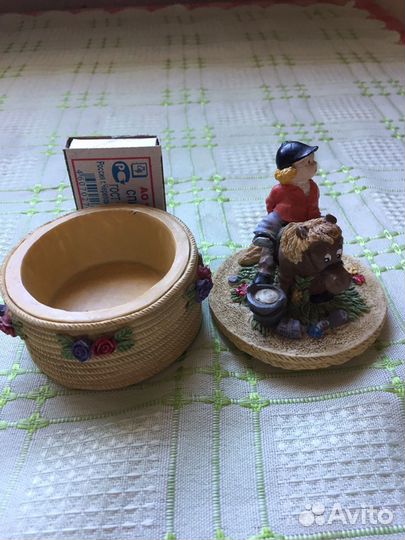 Шкатулка,лебедь,подсвечник