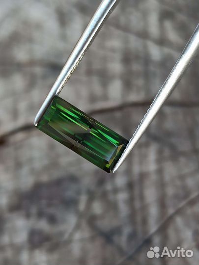 Природный турмалин разные цвета