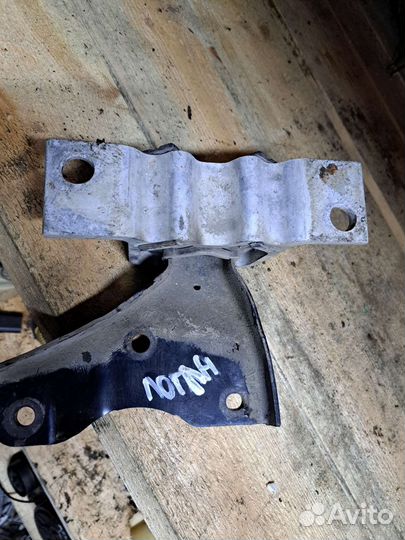 Подушка двигателя для Рено Логан