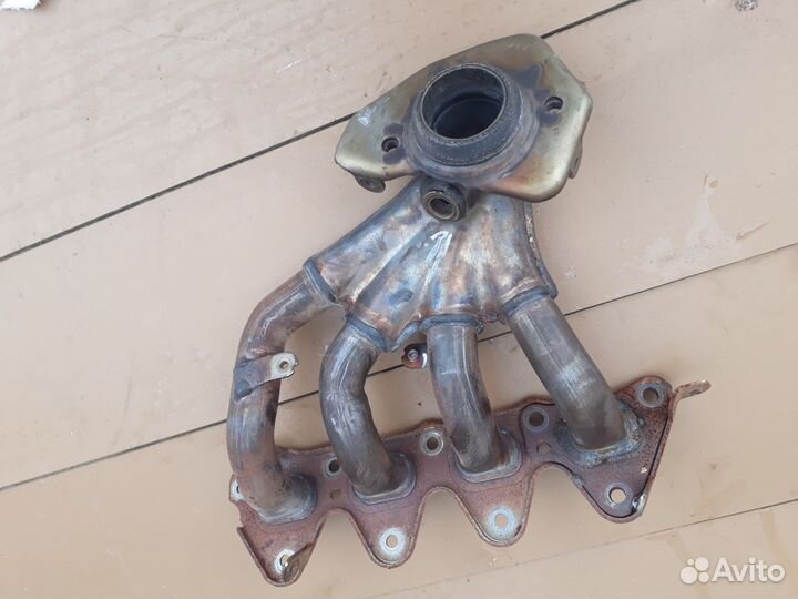 Коллектор выпускной Nissan Almera G15