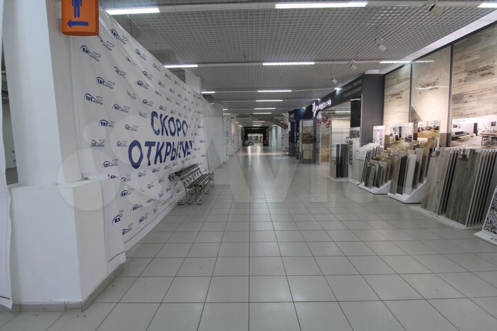 2 этаж Торговая площадь 36м2/74м2/216м2 Лифт