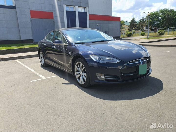 Tesla Model S AT, 2014, 163 656 км