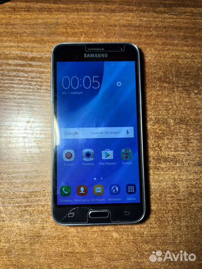 Телефон Samsung