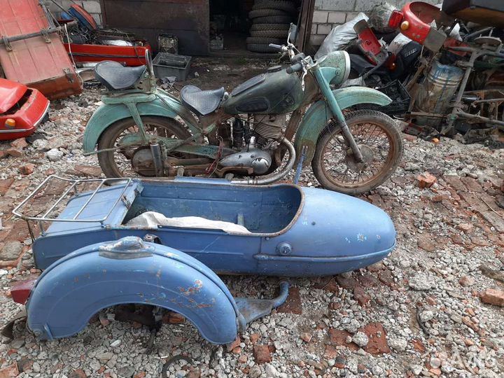 Двигатель и запчасти в разбор Иж 49