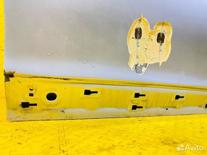 Дверь передняя правая Renault Fluence 1 09-17