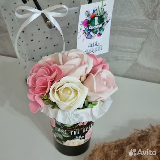 Букет-комплимент из мыльных цветов