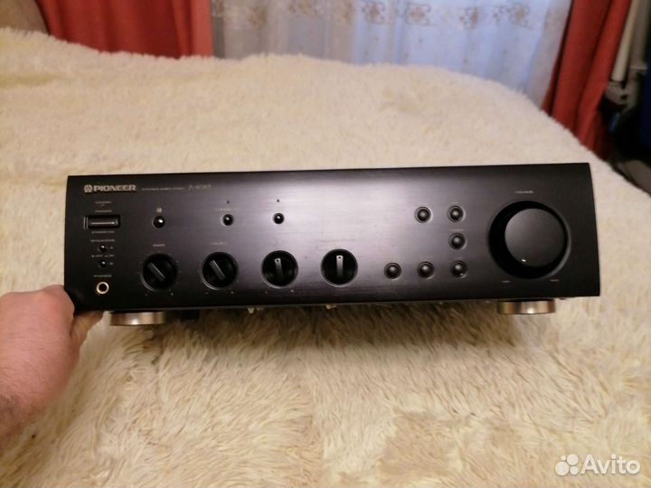 Усилитель Pioneer A-404R
