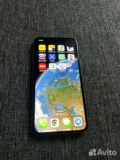 iPhone X, 256 ГБ
