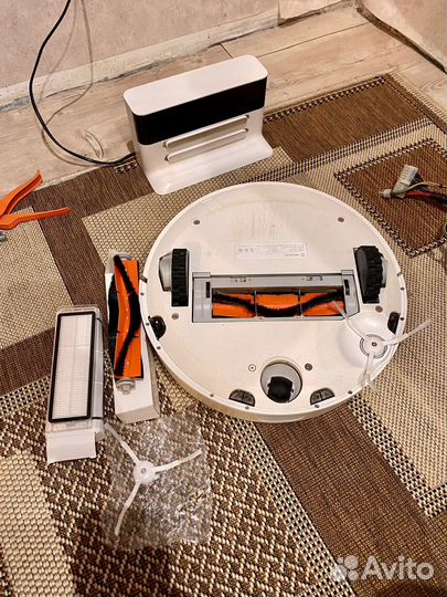 Робот-пылесос Xiaomi Mi Robot Vacuum