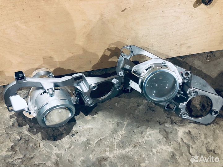 Запчасти для фары mitsubishi outlander 3