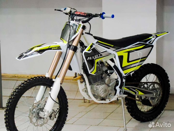 Мотоцикл эндуро Hasky XR 250