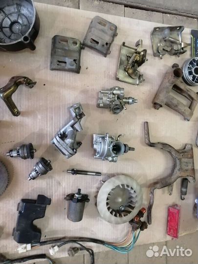 Запчасти и пластик на Honda Dio AF18