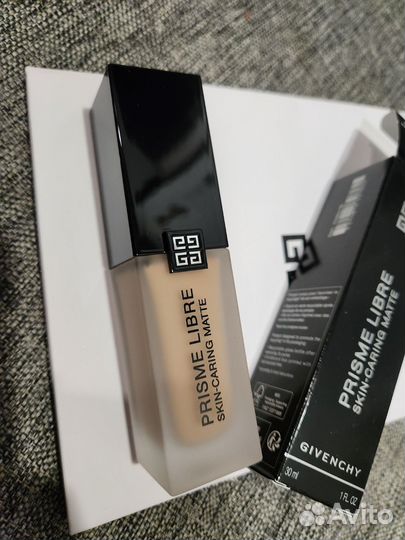 Крем тональный Givenchy Prisme Libre Matte 3-N250