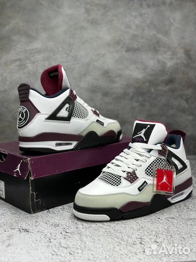 Nike Air Jordan 4 Retro 