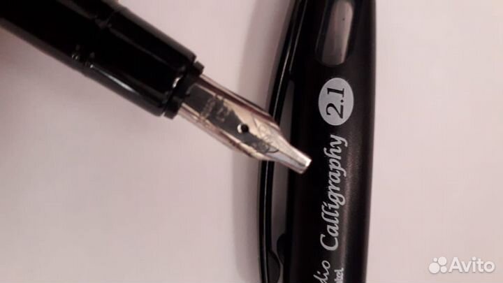 Ручка перьевая для каллиграфии Pentel Tradio 2.1(ш