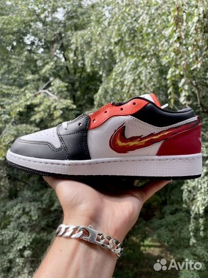 Кроссовки Nike Air Jordan 1 Low GS 5 US