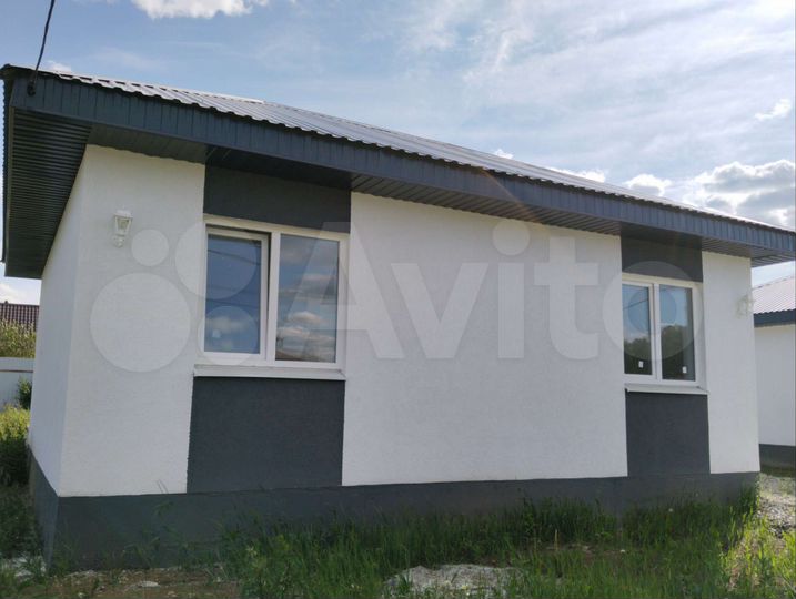 Коттедж 98 м² на участке 6 сот.