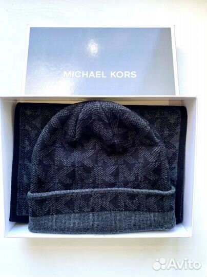Шапка и шарф Michael Kors комплект
