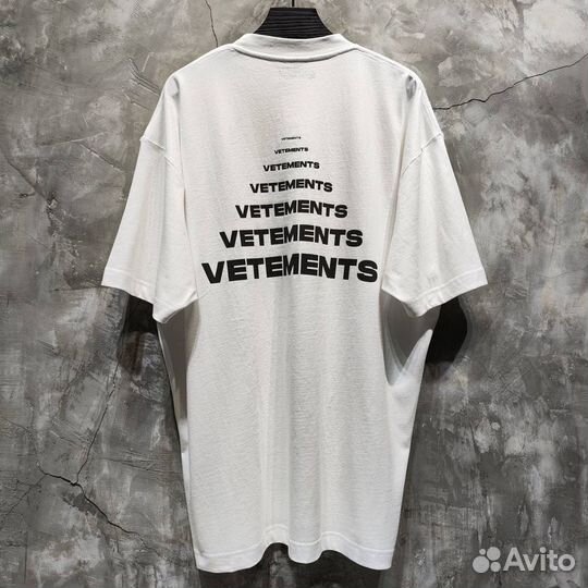 Футболка Vetements New Collection