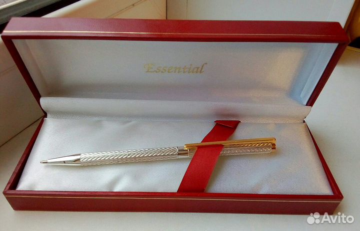 Ручка шариковая Essential