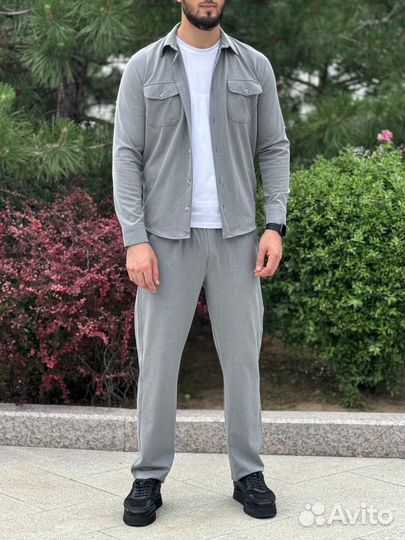 Мужской костюм
