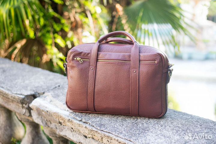 Портфель из натуральной кожи