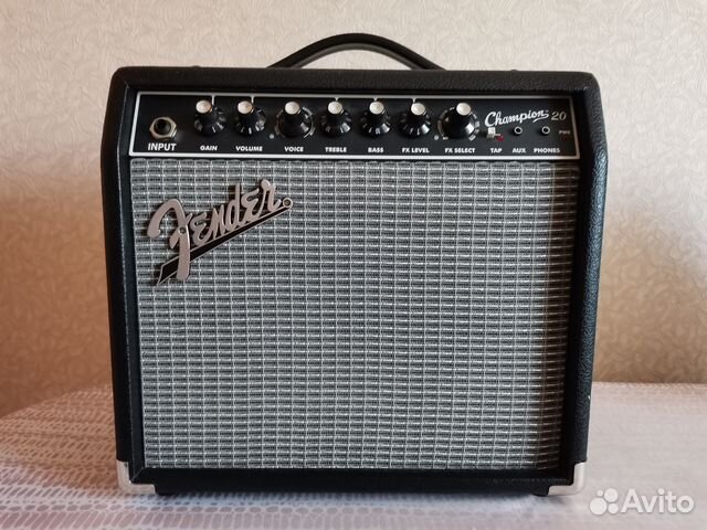 Продам комбоусилитель