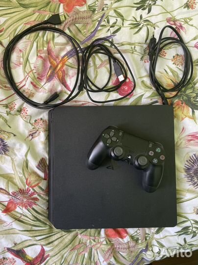 Игровая приставка ps4 slim 1tb