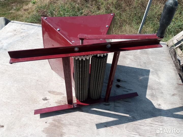 Виноградодавилка