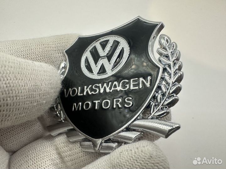 Наклейка шильдик Volkswagen