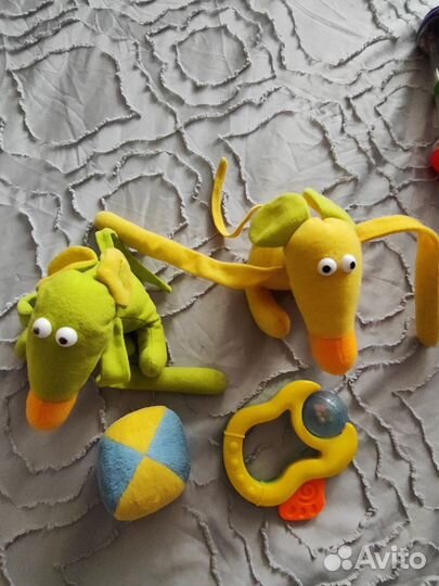 Слон и погремушки