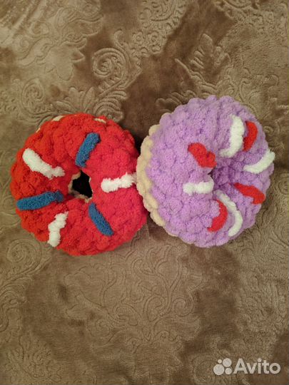 Пончик и сердечки