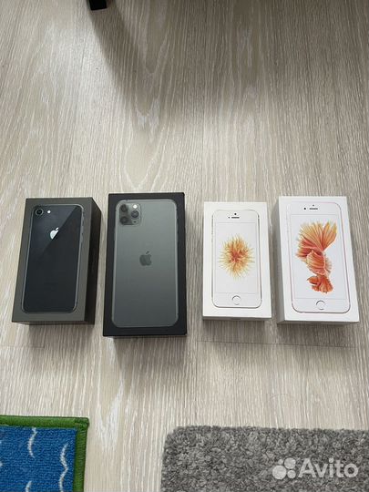 Коробка от iPhone