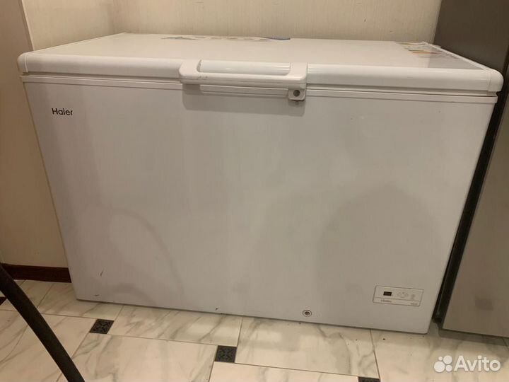 Морозильный ларь Haier HCE379R белый