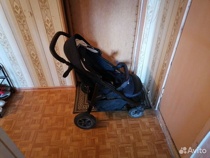 Продам детскую коляску